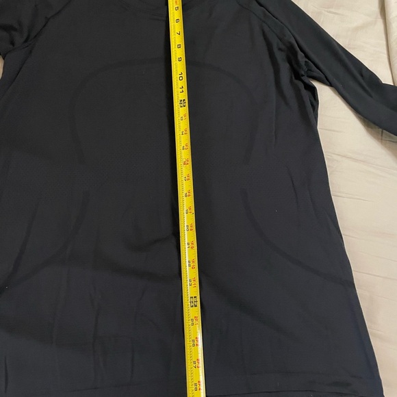 lululemon athletica Black Long Sleeve Top - Picture 5 of 6